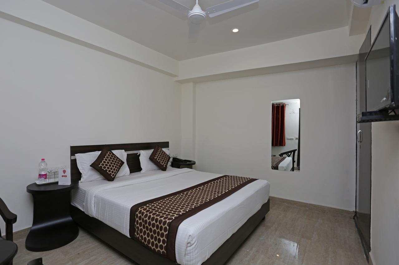 Airport Hotel Green Heights New Delhi Exterior foto