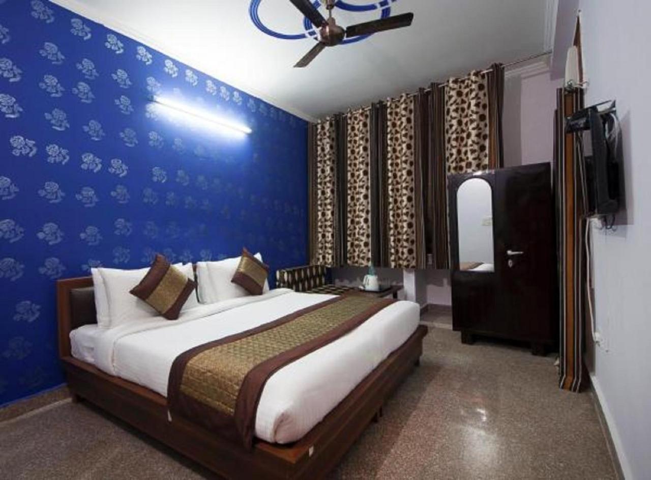 Airport Hotel Green Heights New Delhi Exterior foto