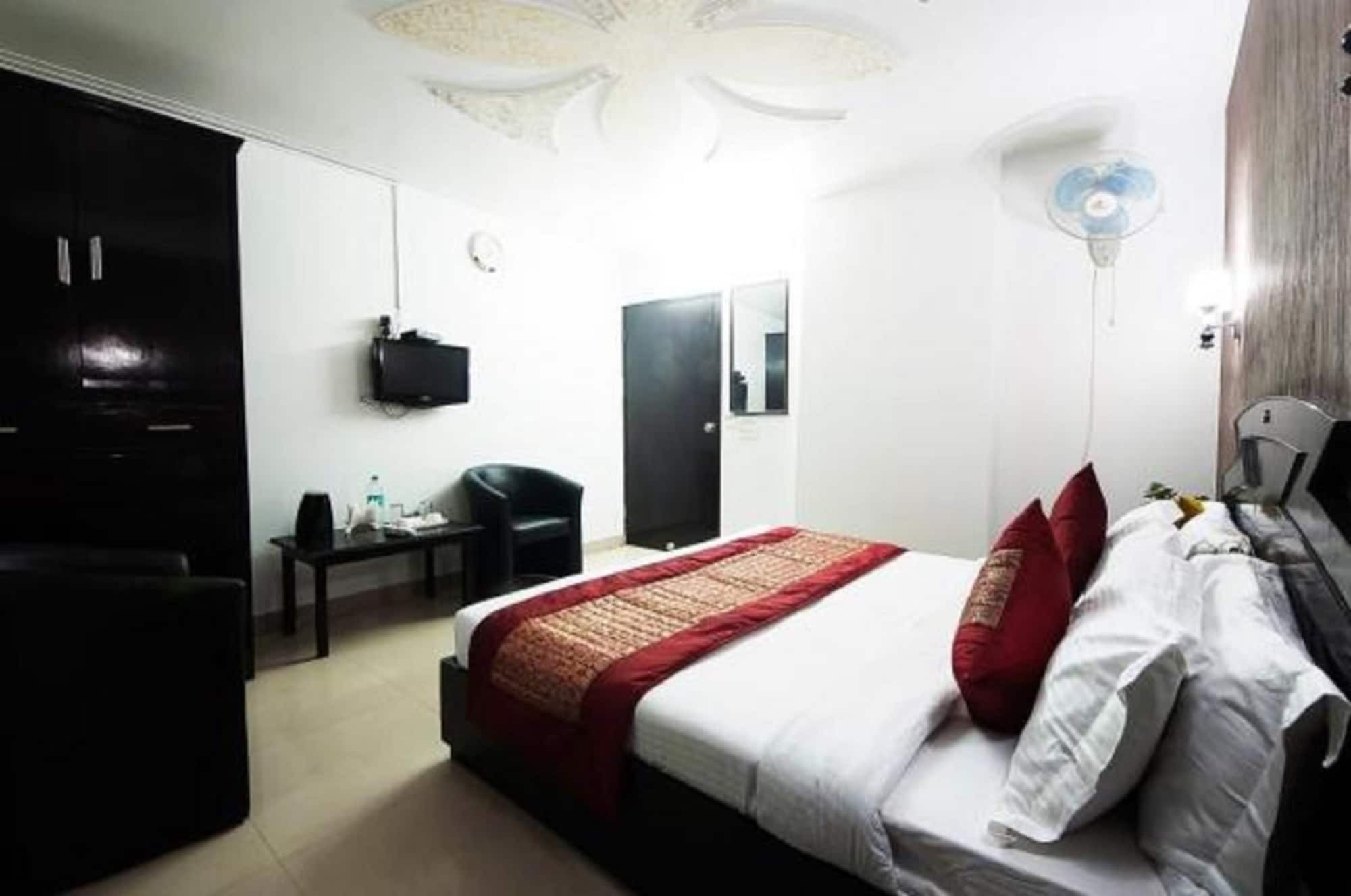Airport Hotel Green Heights New Delhi Exterior foto